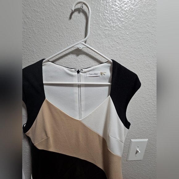 🎉 FLASH SALE Calvin Klein Black, White, Tan And Faux Leather Dress - Picture 2 of 5
